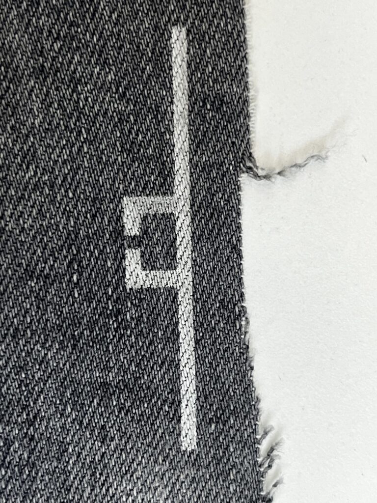Antenna printed on a textile fabric (denim).